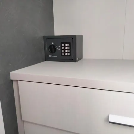 Azzurra Vaticano Rome